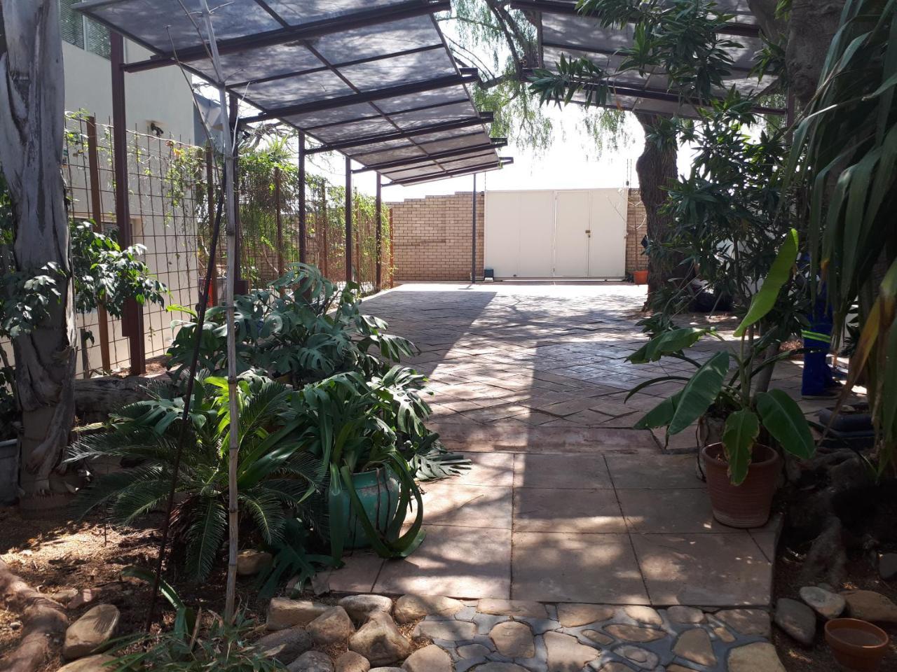 Suiderhof Self-Catering Hotel Windhoek Kültér fotó